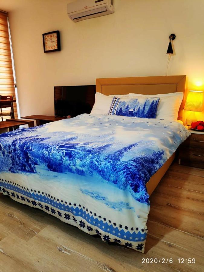 Uptown Holiday App & Pool Daily Rental Contactless Check In & Check Out ファマグスタ エクステリア 写真
